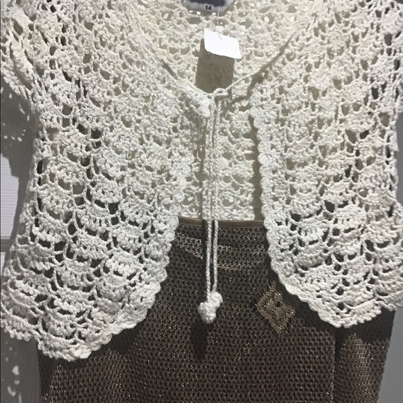 Brand new knitwear never worn cream shrug. - Picture 7 of 9